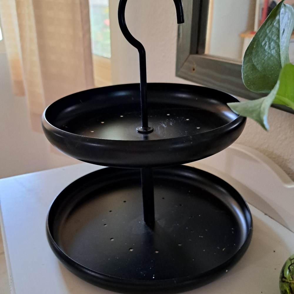 BIRD FEEDER 2 Tier Metal New In Box